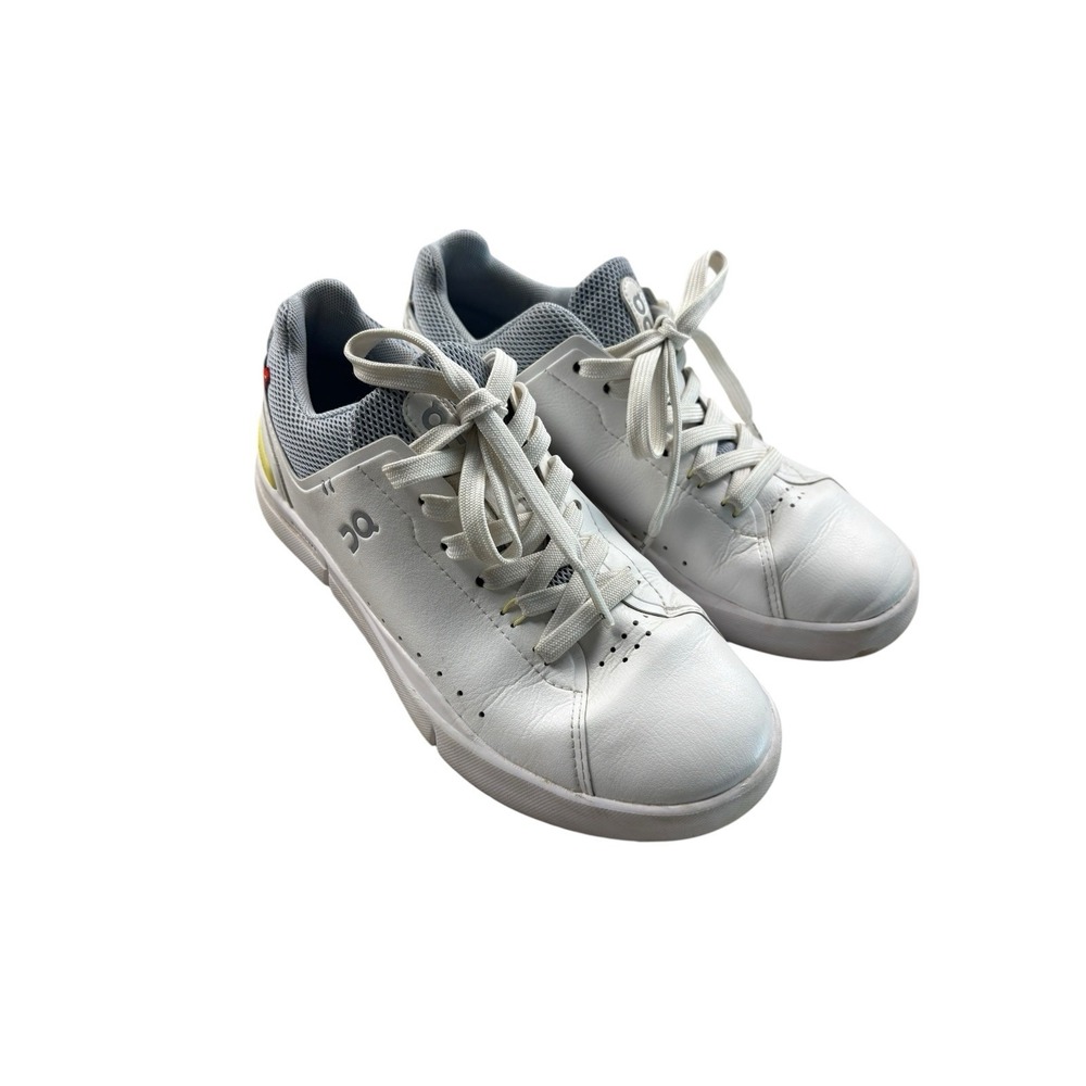 On The Roger Women's White CloudTec Tennis Sneakers Size 5.5 Swiss Engineering